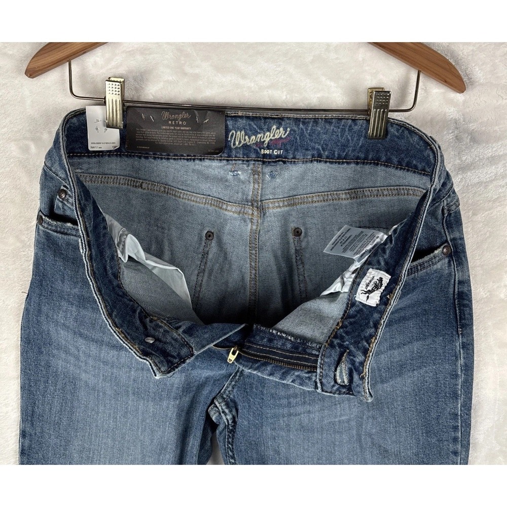 Wrangler Womens 11x34 Retro Boot Cut Jeans Dark Wash Blue Stretch Rodeo Concert - Picture 9 of 15